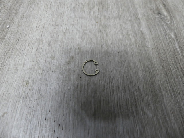 NEW Evinrude Johnson Outboard Snap Ring 303712