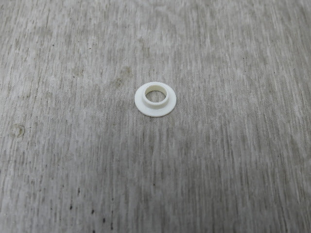 NEW Evinrude Johnson Outboard Sleeve Washer 307841