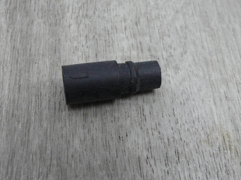 NEW Evinrude Johnson Outboard Connector 511465